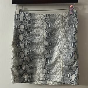 Free People Denim Gray/White Snakeskin Mini 6 Animal Print Dopamine Rocker Goth